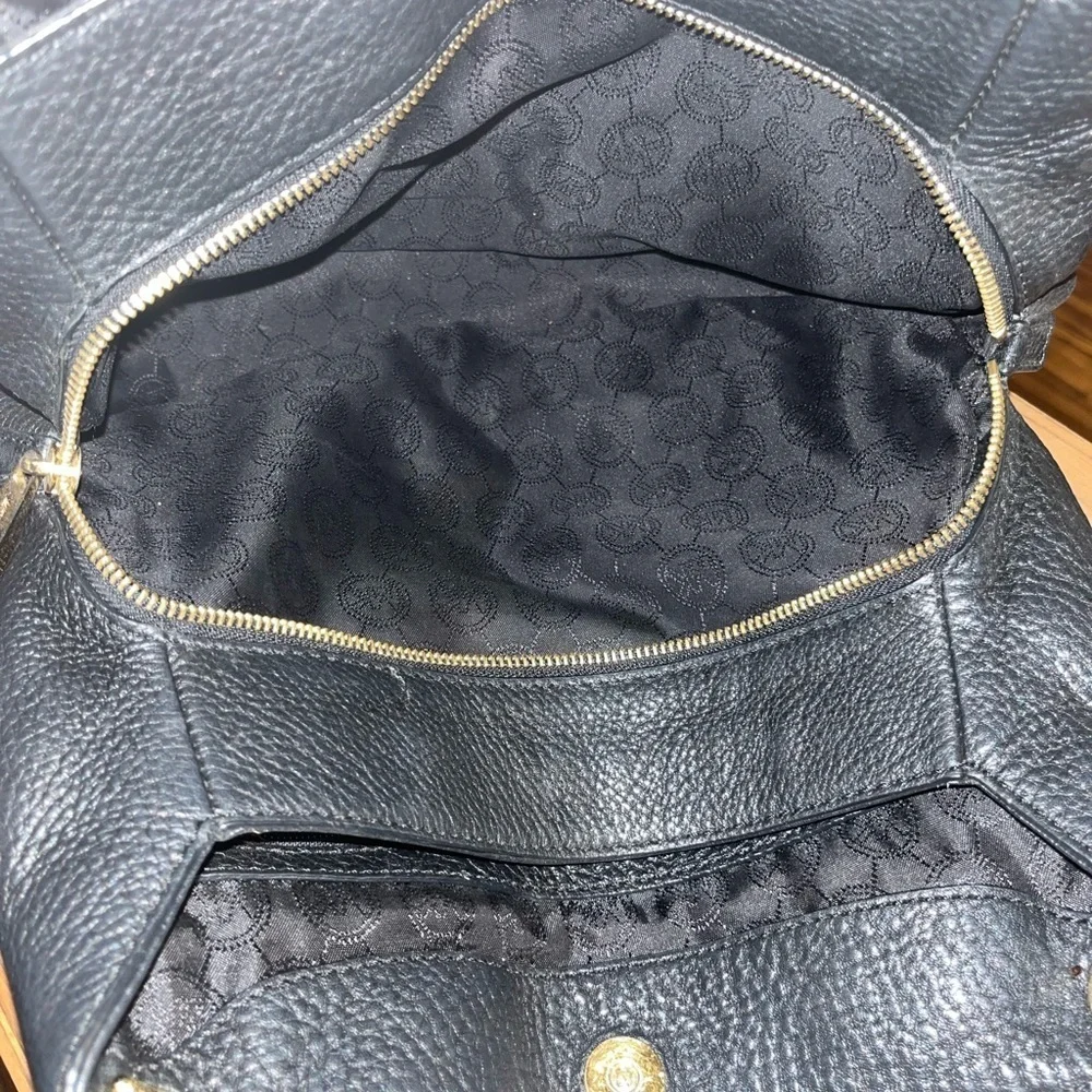 Michael Kors Jet Set Chain shoulder tote